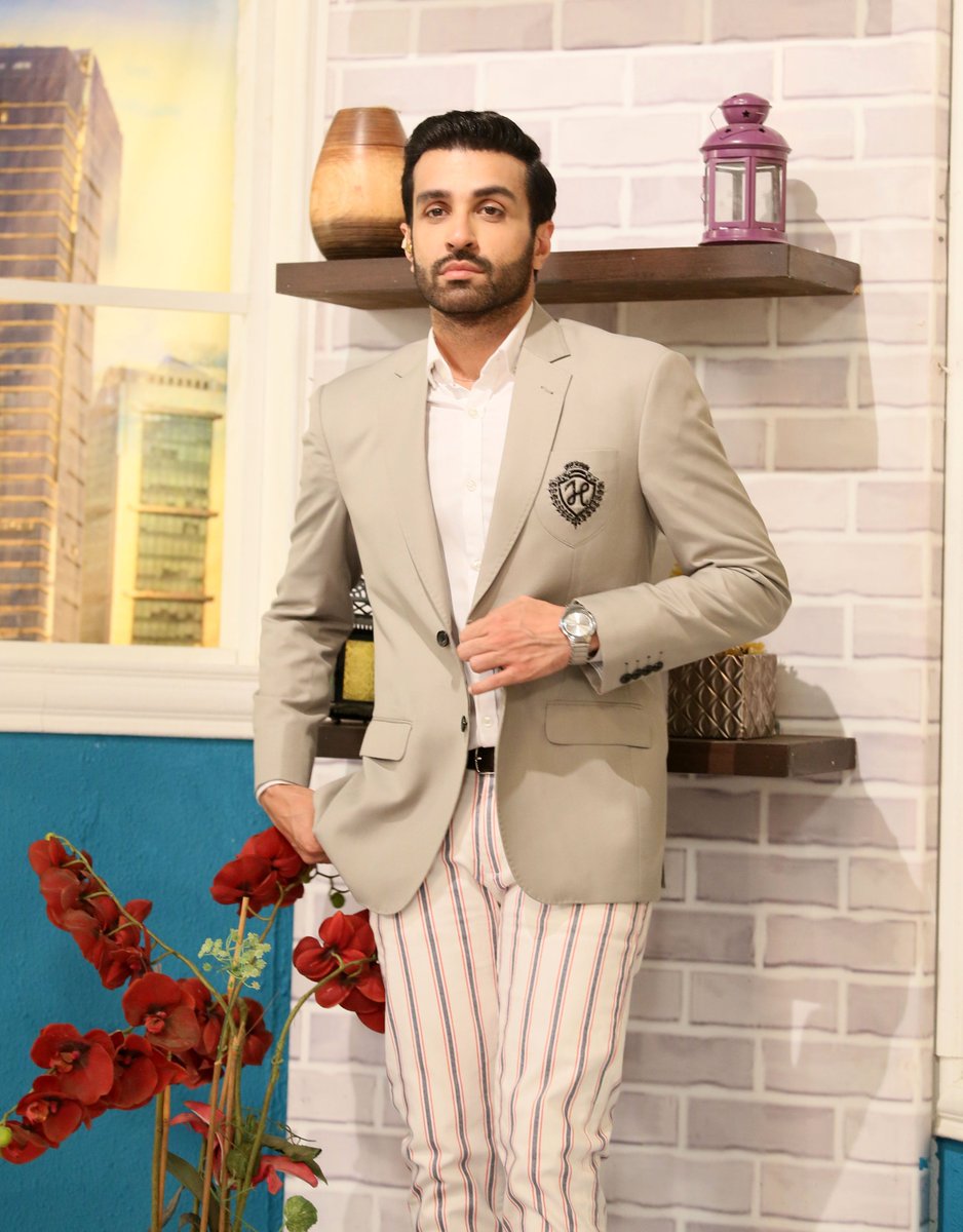 TVOnePk's tweet photo. Glimpse from yesterday's "Morning Star" with "Azfar" celebrating ''World Environment Day''

#MSTvOne #MorningStarWithAzfar #MorningStar #TVOnePK #RiseandSmile #Azfar #chefmuneeza #environmentday #worldenvironmentday #worldenvironmentday2022 https://t.co/Nu146hrlYq