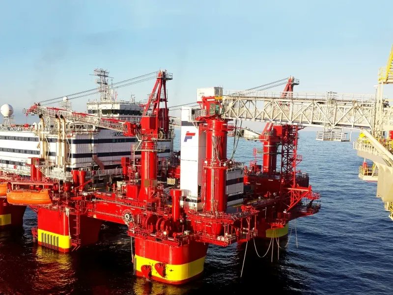 offshoreenergyt's tweet photo. #Floatel wins extension in #Brazil, assigns unit for #GulfofMexico job -https://t.co/psvpOIZw5U - #OffshoreEnergy #oilgas #energy #flotel #offshoreaccommodation #oilandgasnews @Equinor @Chevron https://t.co/gLwYzHjcuw