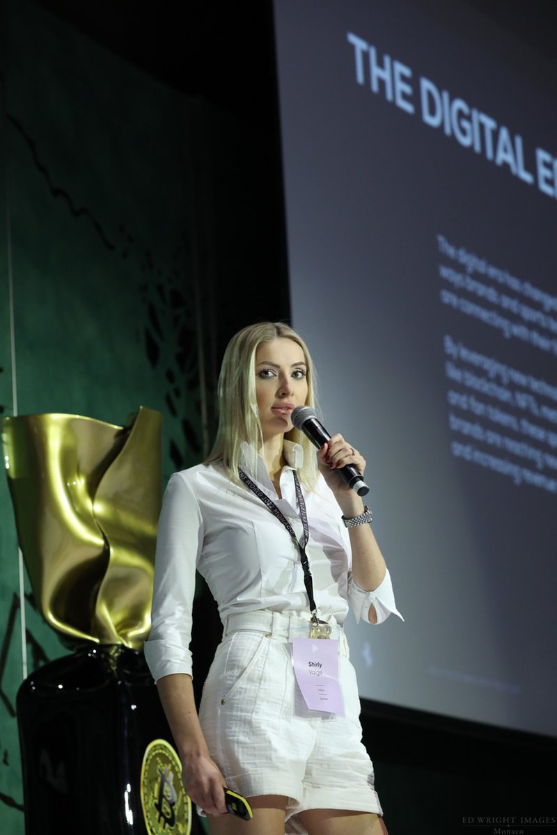 VelasBlockchain's tweet photo. Some more photos from the recent keynote speech by Velas COO, @ShirlyValge , at the Meta Entertainment World ( @MetaEntertainm1 ). @VelasBlockchain received an award, which we will share more about in our next post.
#Metaverse #Velas #MetaEntertainmentWorld https://t.co/3e98leUGDz