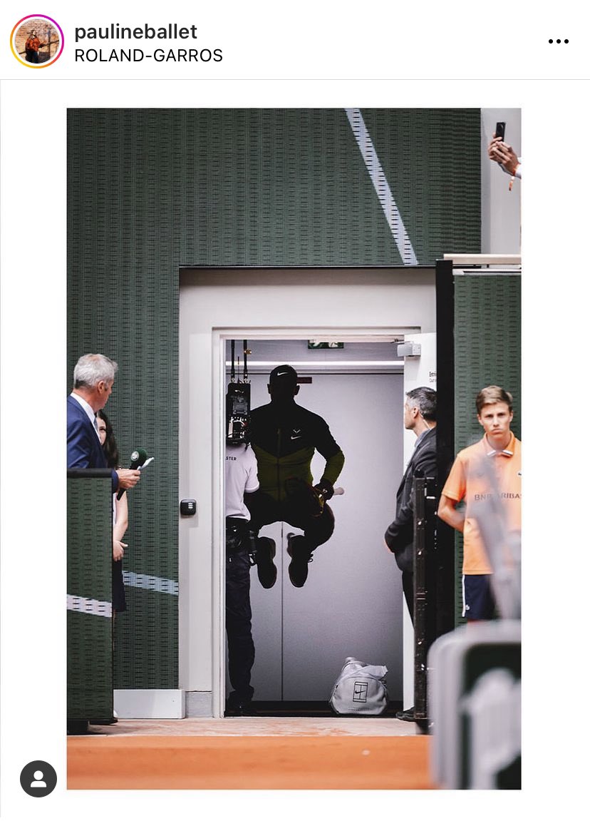 QUÉ FOTO, POR FAVOR.

🎩 <a href="/PaulineBallet/">Pauline Ballet</a>