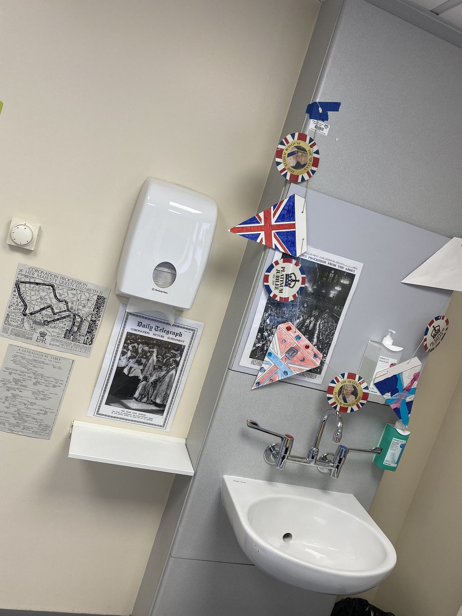 Queens Jubilee weekend celebrations in Ward 50 🇬🇧👑♥️ <a href="/MACWGH/">MAC@WGH</a>