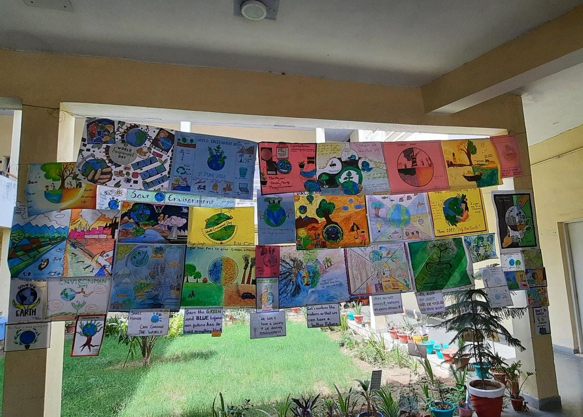 abvpforkanpur's tweet image. अखिल भारतीय विद्यार्थी परिषद कानपुर विश्वविद्यालय इकाई जिला पश्चिम के द्वारा वृक्ष मित्र और घर घर तुलसी अभियान चलाया गया ।।