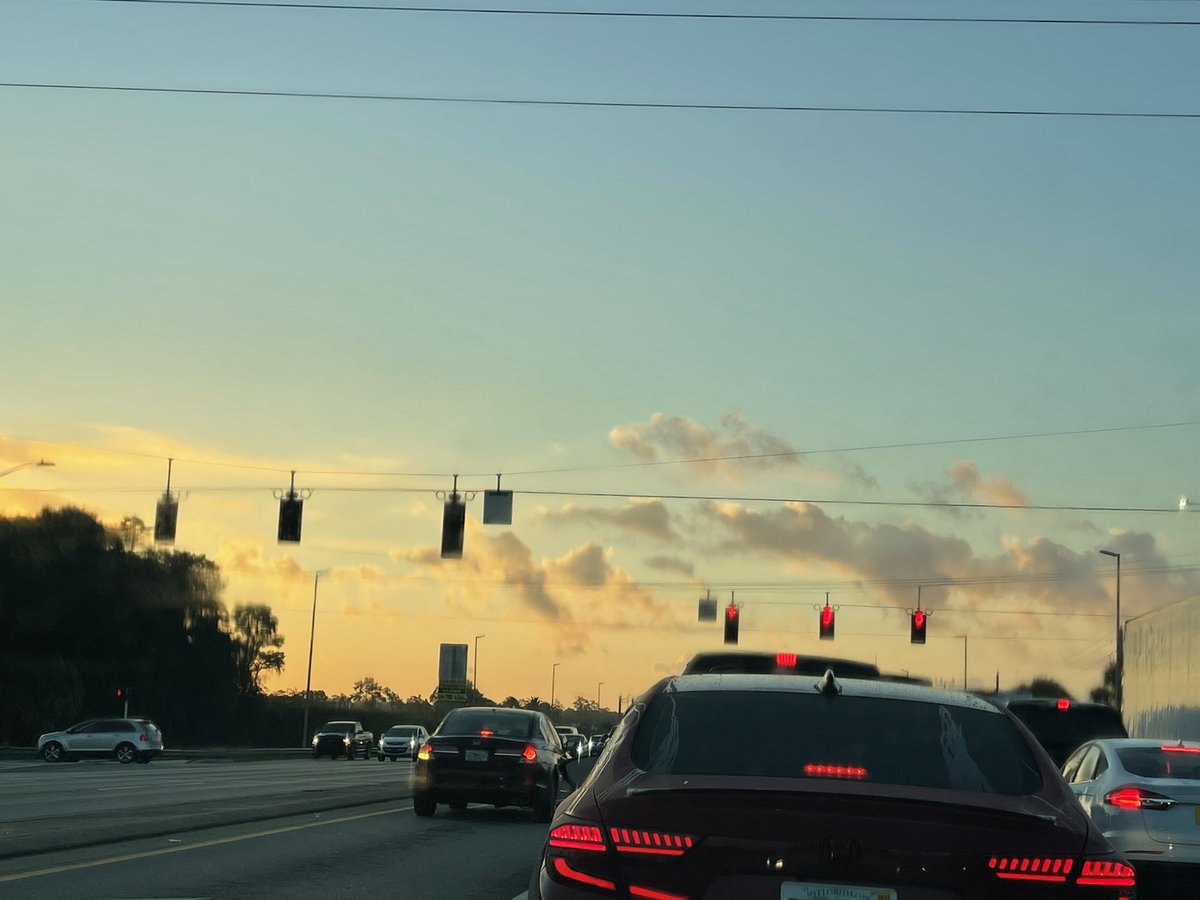 biancaesmith12's tweet photo. Beautiful sky to drive to work under for our season opener!! At home against the Braves at noon! #RedSox #FCLRedSox #DirtyWater #SeasonOpener https://t.co/jPx9qvZVHi