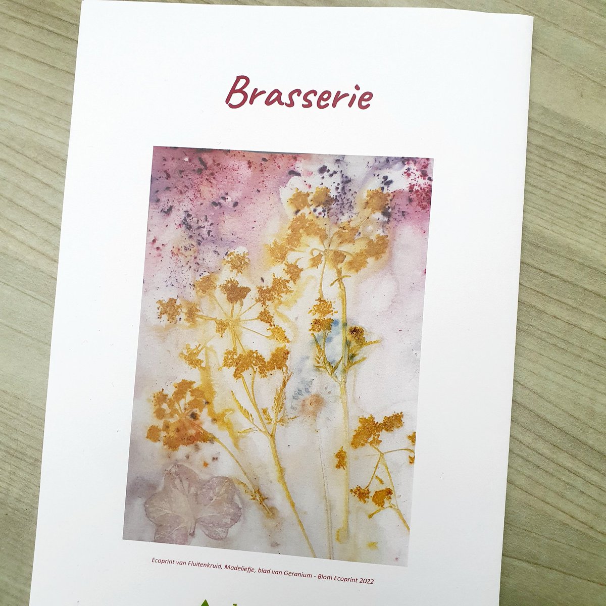 Een unieke natuurprint als voorkant van de menukaart van jouw duurzame brasserie? Een manier om je jouw visie op duurzaam, lokaal &amp; verantwoord eten en ondernemen, nog meer benadrukken.
#groenester #Michelin #duurzaam #restaurants #brasserie
#lokaal #duurzaamondernemen #utrecht