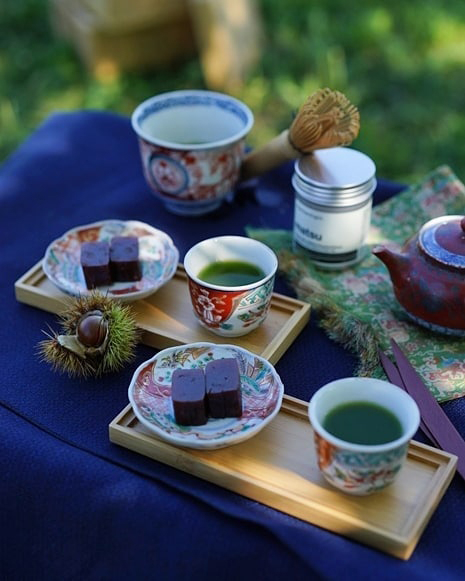 Matchaeologist's tweet photo. Anyone for a #Matcha picnic?! 🙋 Thanks to @ iro.tori.dori for sharing with us this delicious #Matcha spread 🍵 featuring our Matsu™ Ceremonial Matcha and #BrewingKit. 👉 https://t.co/21q2Ev9FZH https://t.co/Pm1YP5tTxo