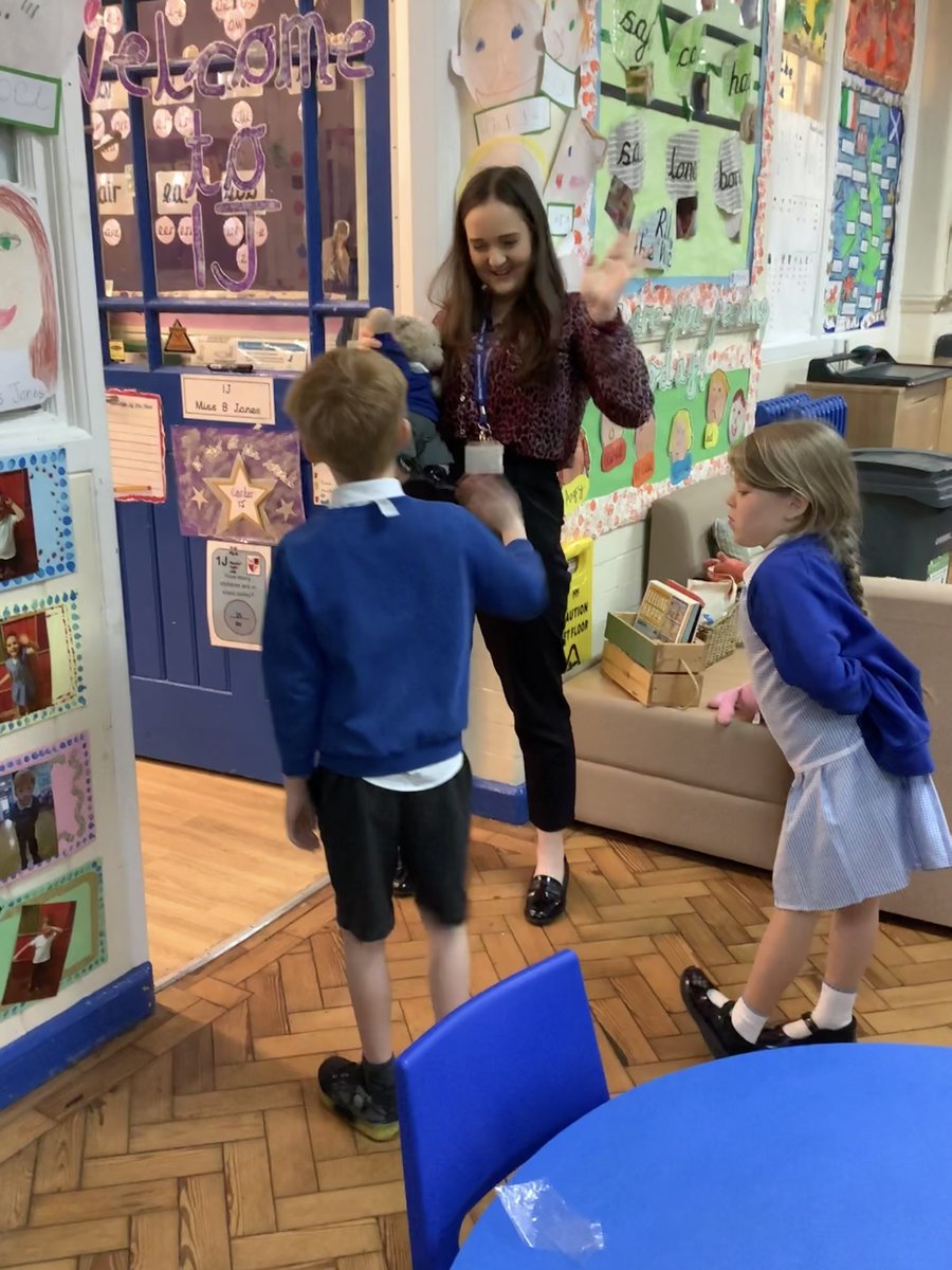 MPPS_Wirral's tweet photo. Happy Monday from 1J and Daley Bear!
1J are so excited to have Daley Bear after super attendance the week before half term.
We started off with Meet and Greet from our furry friend and we canโt wait to see what else he gets up to!
#attendance #daleybear #beineveryday https://t.co/7D1nEYXMDb