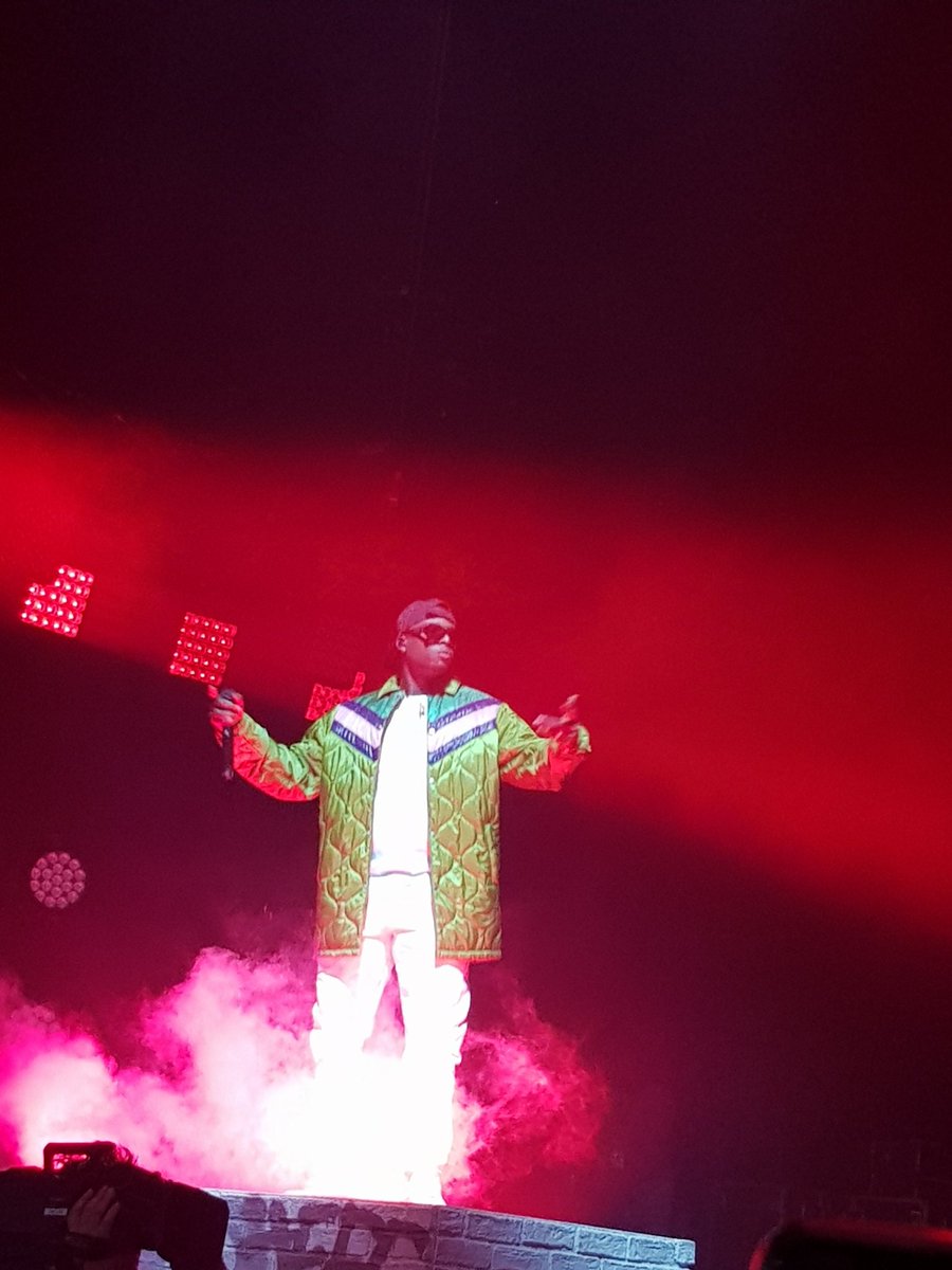 _nawfvl's tweet photo. Une dinguerie le concert de ninho à Lille 💥💥 fier d'avoir assister au premier stade de N.I https://t.co/VSUCQH7Dza