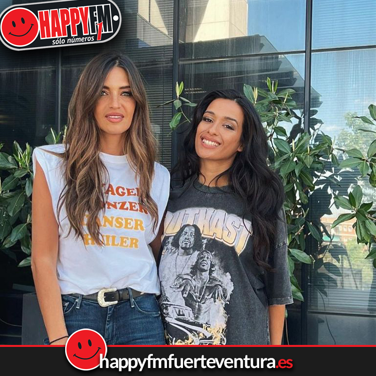 Happyfmftv's tweet photo. 👉CHANEL TIENE 8 CANCIONES GRABADAS… ¿PARA SU DISCO DE DEBUT ‘AGUA’?
👇👇👇👇
https://t.co/PPSB2KYpQK
.
.
#happyfmfuerteventura #happyfm #happymusic #Chanel #SaraCarbonero https://t.co/hwnrRt92h2