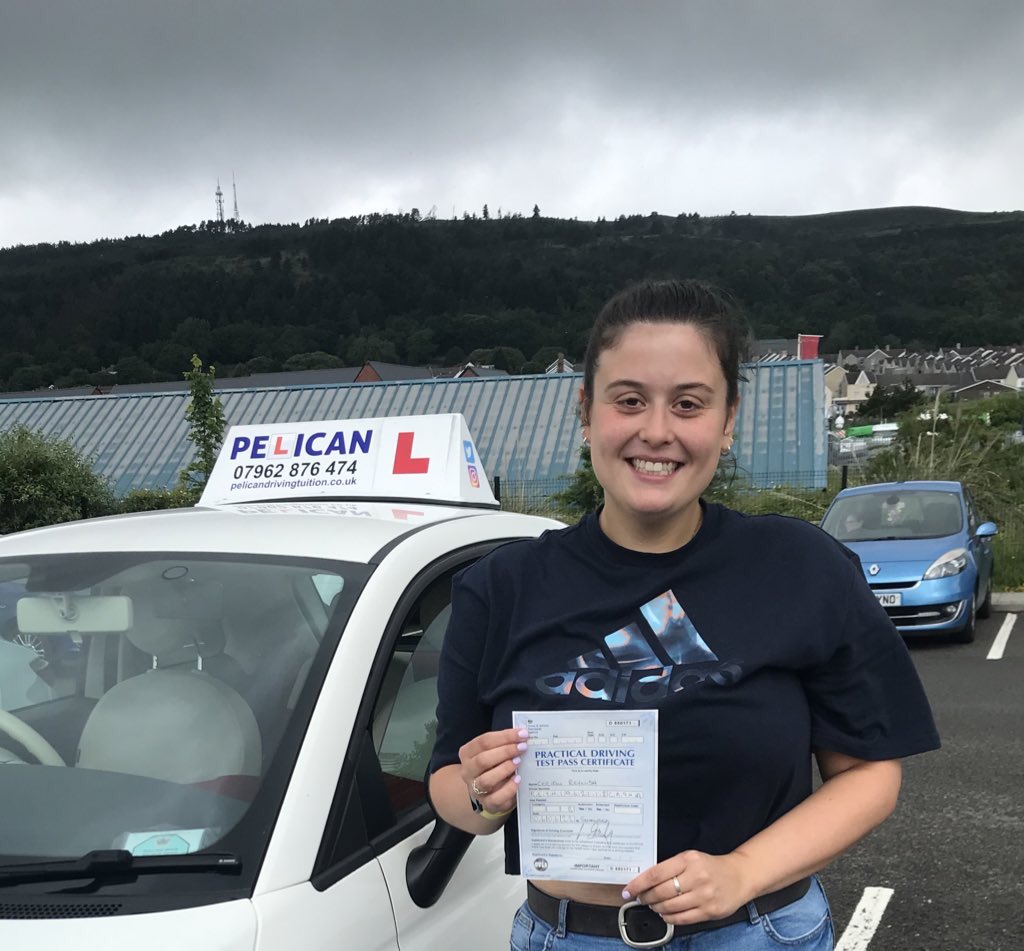 Huge congratulations to Cerian for passing her driving test first time this morning with only 2 minors.  It’s been a pleasure teaching you! Best wishes and good luck for the future! 🚘 #drivingtest #pelicandrivingtuition #passwithpelican #drivingtestsuccess #swanseatestcentre
