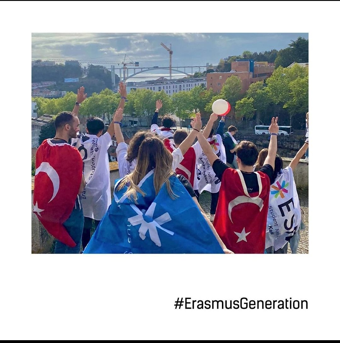 esnsamsun's tweet photo. 🇪🇺 EGM PORTO’22 🇪🇺

The first-ever edition of the biggest conference in the field of student mobility. More than 800 members of the Erasmus Generation gathered in Porto, Portugal, from April 7-10,2022.

#ErasmusGeneration #EGM #THISisESN https://t.co/QaHckCczuz