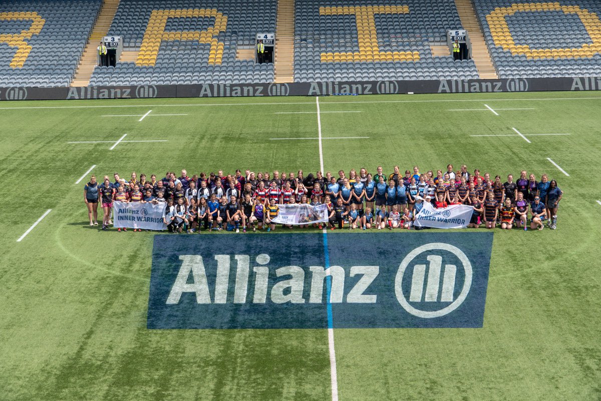 Reflecting on what a great day the Allianz Premier 15s Final was!

We welcomed 100+ girls to take part in the Development Sessions ran by our Community Coaches and hope that everyone had a great time! 🤩

#warriorsfamily
#allianzpremier15s 
#worcesterwarriorswomen
#womensrugby