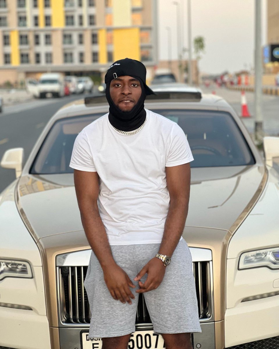 realkaynon's tweet photo. Life’s too short to stress 😪 https://t.co/LPdbt87dLE