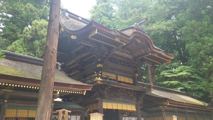 昨日は四社巡り✨
先月新しく建てられた御柱も見た😊 
