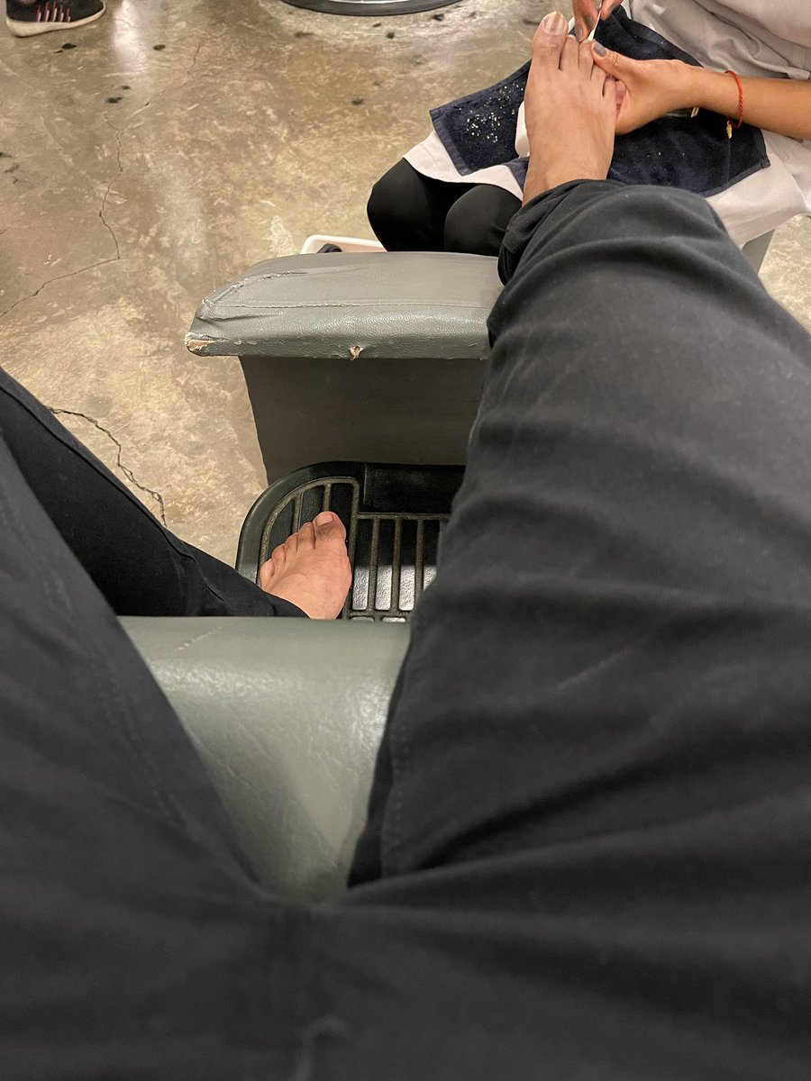 UnknownCarfun's tweet photo. After my foot spa — where to? Wala nay curfew… #altercdo #altercagayandeoro #alterph https://t.co/HOj2sWw8DB