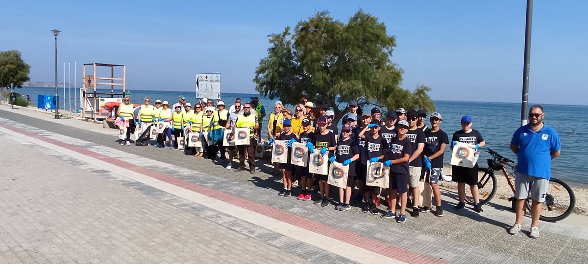 5.6.2022 - World Environment Day!!!
Thessaloniki #EMDInMyCountry 
Θάλασσα (sea)-Our next land 2022
Beach Cleaning - a young basketball team, elderly people and local volunteers
<a href="/EU_MARE/">EU Maritime & Fish</a> #EMDInMyCountry2022
<a href="/EEAthina/">Ευρωπαϊκή Επιτροπή 🇪🇺</a> @SeaThermaikos 
 #EMD2022 #EuropeanYearofYouth