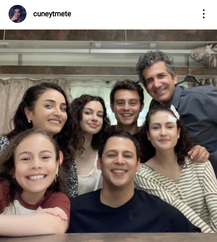 MsElbertine's tweet photo. Ugh 😫 here we again sad moments
#Kardeslerim #AsDor #orhan #sengul #asiye #omer #eybike #olcan #emel https://t.co/EsdZl4PRVN