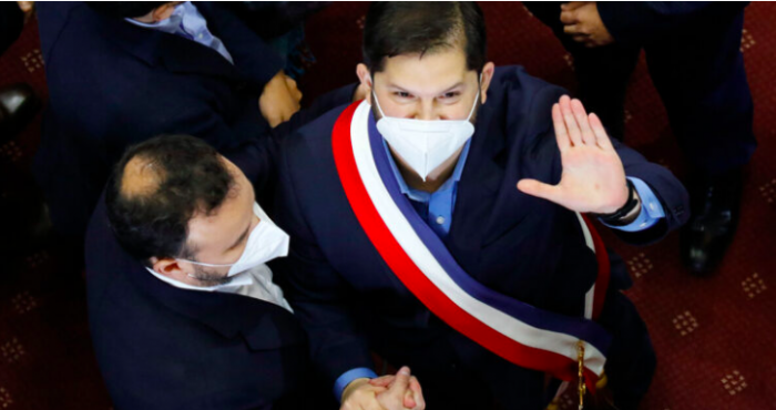 OPINIÓN| El día que Boric se graduó de Presidente
bit.ly/3MoolKW