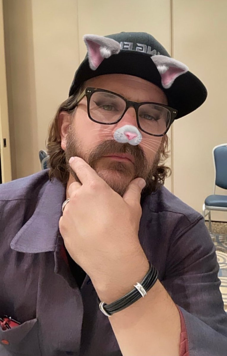 rsjrfanworld's tweet photo. Leif, is that you?
This filter is giving @dicksp8jr's @cw_kungfu character some *serious* competition in the eyeliner department!
#Dickchat
#HesSoPretty https://t.co/jktjnAig1N