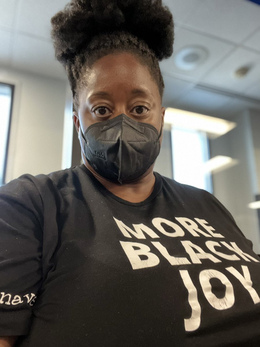 AmandaAndere's tweet photo. Ready to get back at it! #WorkTravelLife
Guess where I’m going? California? Not California? https://t.co/K3EdwsifL7
