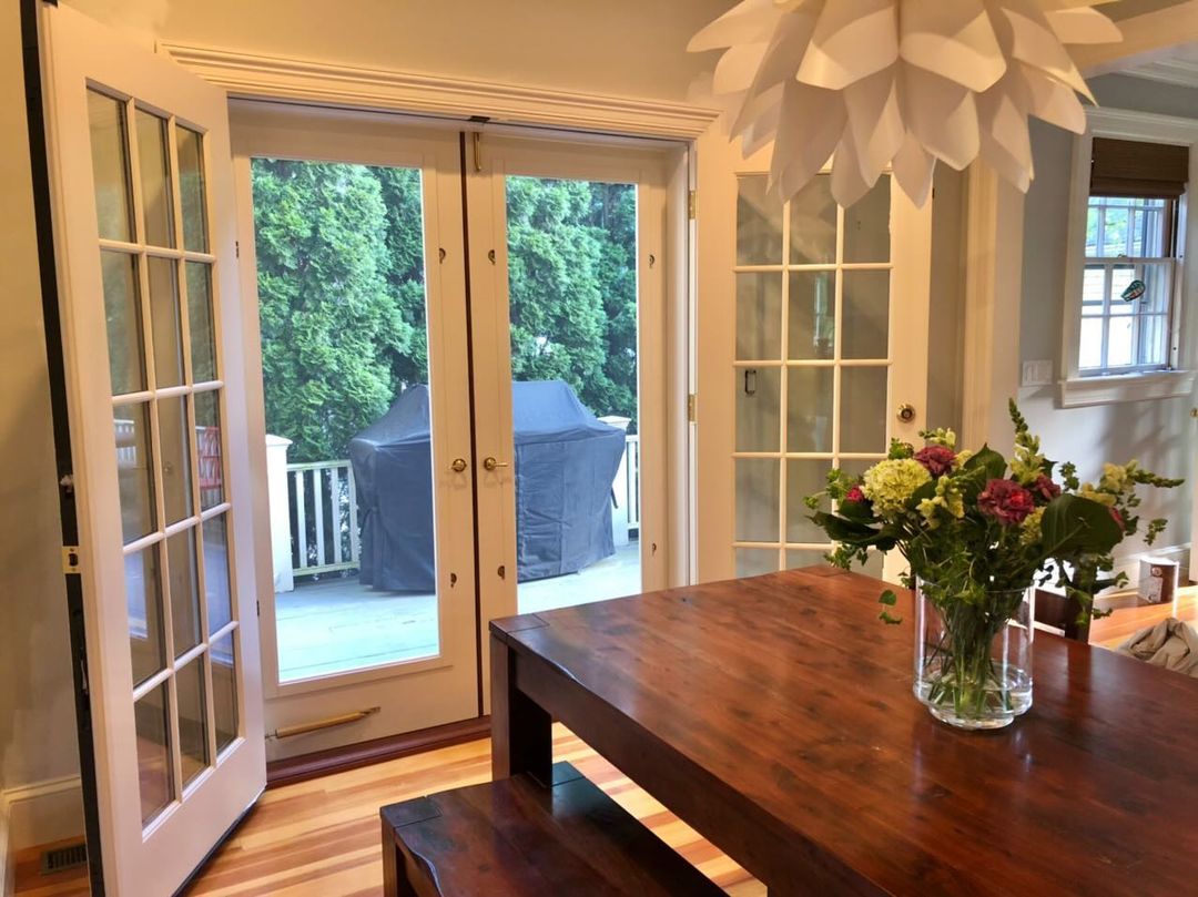 builtbybrosco's tweet photo. #monteirobuilders recently finished this double door replacement in #providenceri - the #BuiltByBROSCO double door was supplied by @LSWEETLUMBER  - swipe to see the "before". Great work and thanks for sharing!

Follow @monteirobuilders on #instagram to keep up with their work! https://t.co/VCn52MLgmH