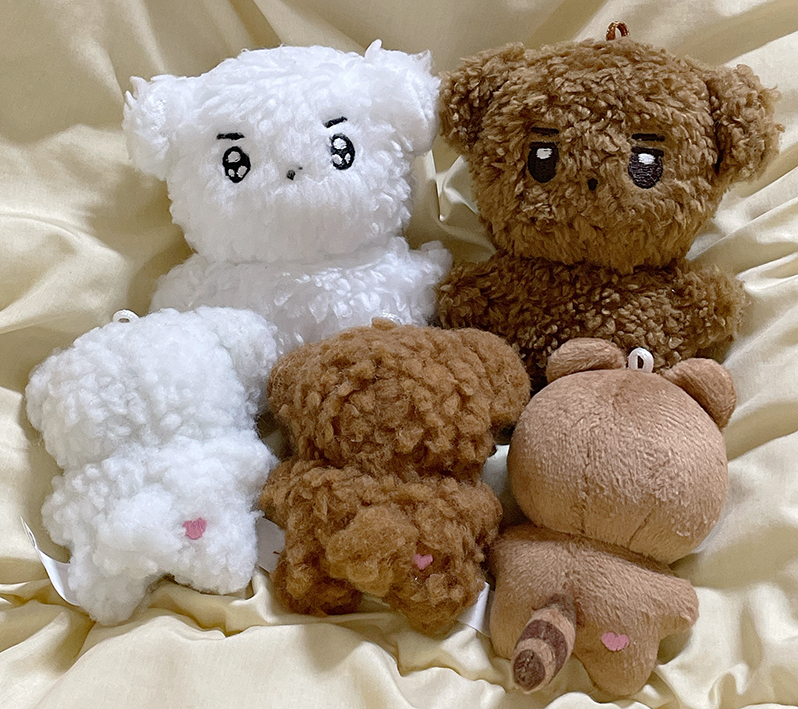 808412doll's tweet photo. ❤︎
빵꼬미 썬꼬미 &amp; 빵꼼 썬꼼 너굴삐 재고판매

❤︎
6 / 7 (화) 20시 ~ 재고 소진시까지

https://t.co/USlgO7IBbd
배송일정 포함 자세한 내용은 폼 링크 통해 확인 바랍니다! https://t.co/koT0p39pEU
