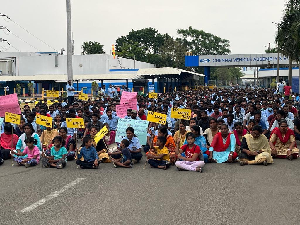 ragavantvr88's tweet photo. #Savechennaifordemployee https://t.co/p6iRahrhLY