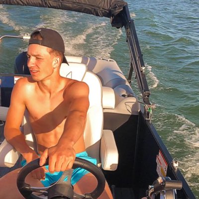 __Lp2__'s tweet photo. Lake vibes https://t.co/Diz6x5tGVG