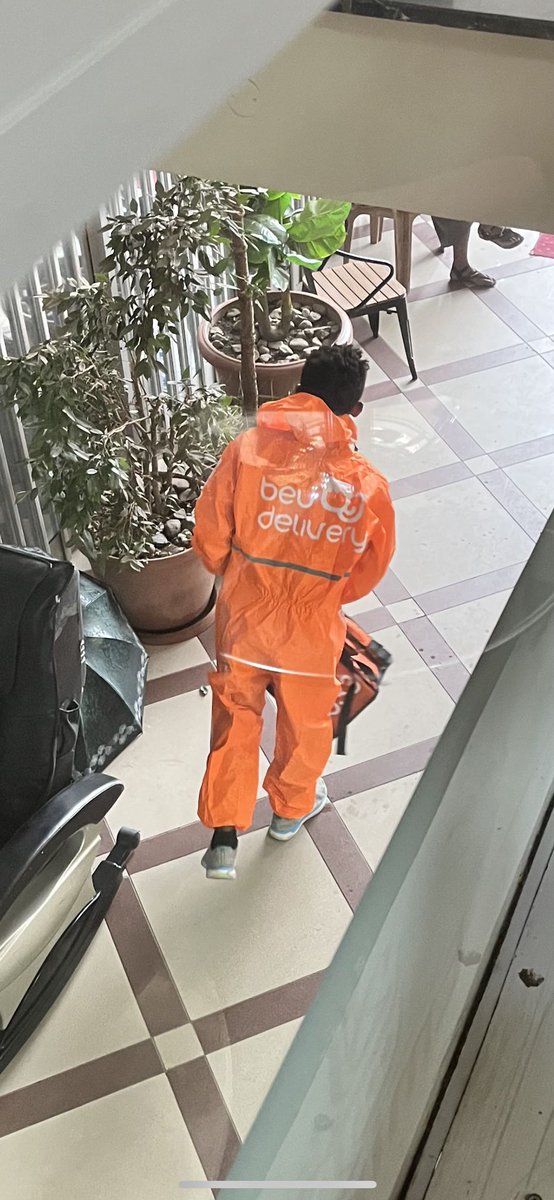 hao2549's tweet photo. Rain is here. New outfit for our bikers! https://t.co/b5xzFgnfFN