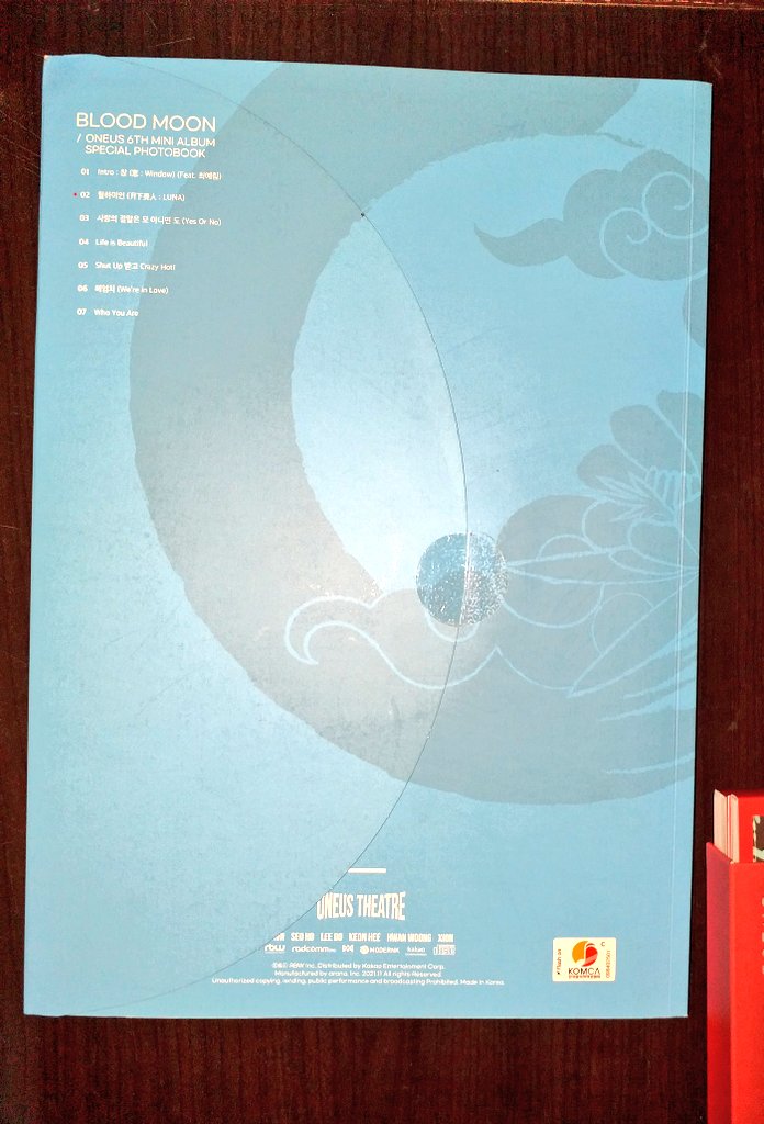 fanshubph's tweet photo. [6.6 SALE] #ONEUS Blood Moon "Theatre Ver" Unsealed Album 

Php 66.00 + LSF

➮ PAYO, 2 DAYS 
➮ Onhand, with damage check photo
➮ PB, CD
➮ GGX, JNT, SCO*, Same Day

Reply "Mine + ONEUS THEATRE" 

help rt po🙏 https://t.co/bTbBBVU6y6