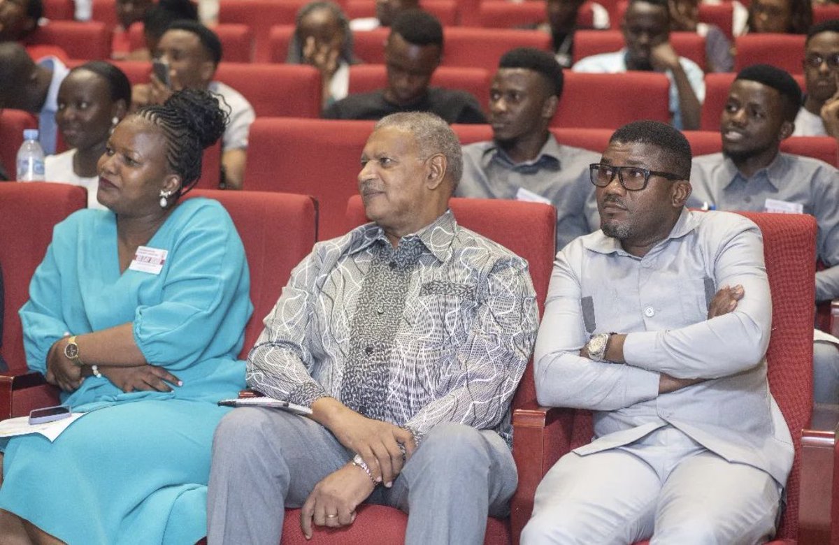 TIQS_Tanzania's tweet photo. #QSDay2022: Washiriki mbalimbali wakifuatilia Kongamano la Maadhimisho ya miaka 35 ya TIQS na Siku ya Wakadiriaji Majenzi (QS) nchini yaliyofanyika 04/06/2022 Chuo Kikuu Cha Dar es Salaam 

#NoQs #NoValueforMoney https://t.co/fgEGSiq2w2
