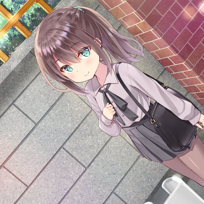 通勤するロリ先生💼 