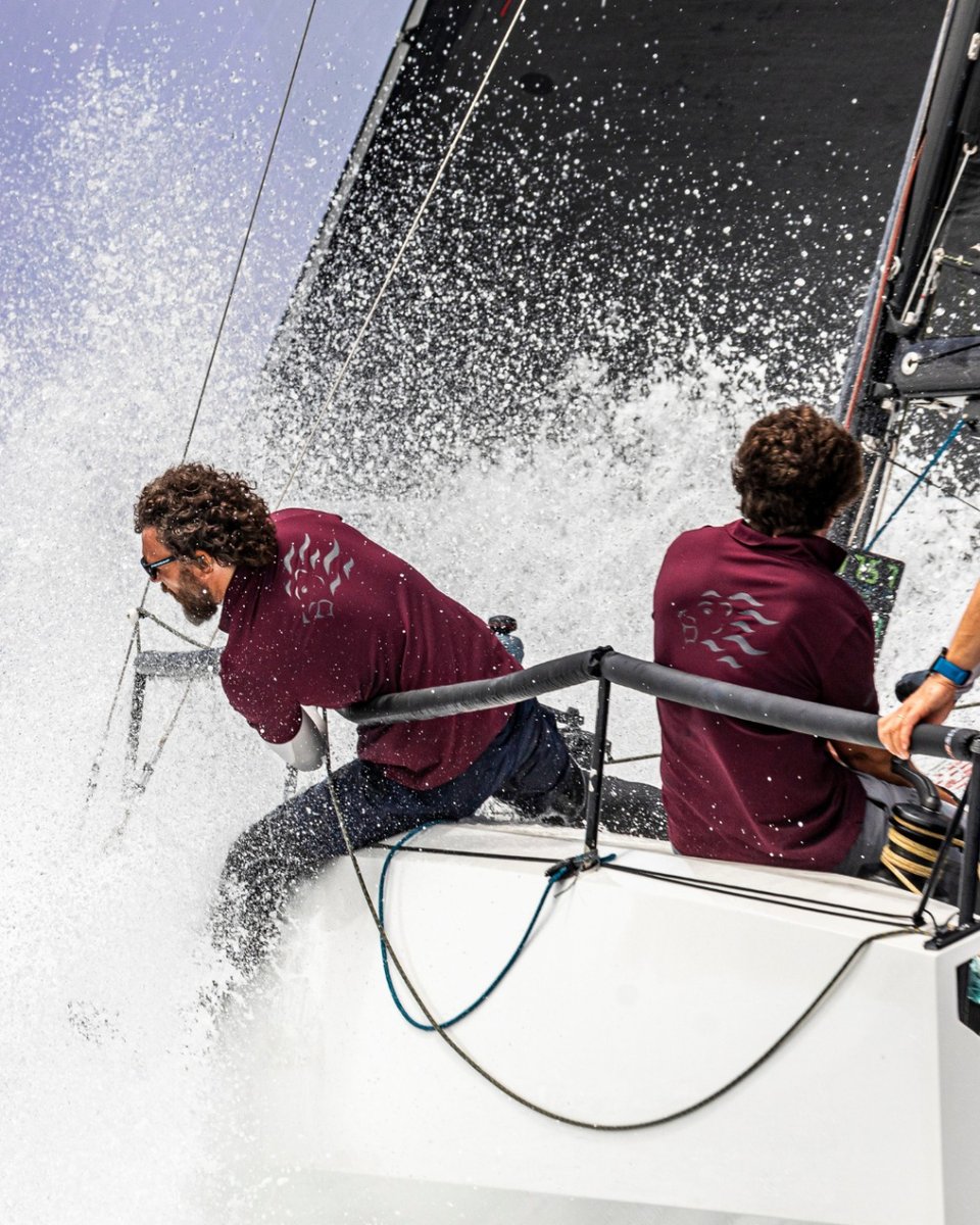 NauticalChannel's tweet photo. The crystal-clear waters off #Villasimius were witness to 10 ultra-competitive races 🚀🚀

#ClubSwan50 🥇 HATARI 🇩🇪
#ClubSwan36 🥇 BLACK SEAL 🇮🇹
#Swan45 🥇 BLUE SKY 🇬🇧

📸 Studio Borlenghi

#ClubSwanRacing #SwanSardiniaChallenge #SwanOneDesign https://t.co/VrYQWevV48