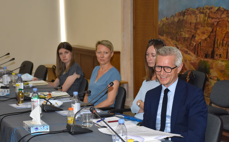 UNSCR1325JO's tweet photo. عقدت اللجنة الوطنية الأردنية لشؤون المرأة وهيئة الأمم المتحدة للمرأة اجتماعا رفيع المستوى مع الشركاء الدوليين لمناقشة المرحلة الثانية من الخطة الوطنية لتنفيذ قرار مجلس الأمن 1325 " المرأة والأمن والسلام" في الحادي والثلاثين من أيار.
#JONAP #UNSCR1325
@unwomenjordan https://t.co/eROwG0oqsA