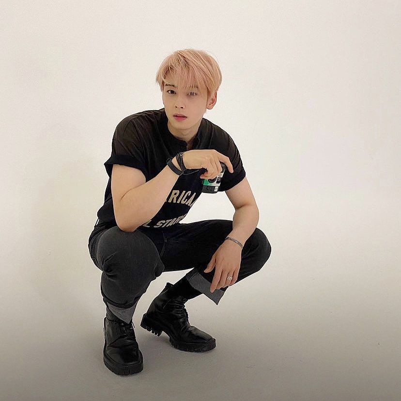 astrive__'s tweet photo. 🏷⸒⸒ 𝘵𝘢𝘨

       𝘤𝘩𝘢 𝘦𝘶𝘯𝘸𝘰𝘰
 
       𝟢𝟥  ¦  𝘢𝘪𝘤𝘩𝘪   

濃く絡んでくれる方大歓迎です＾＾

♡ 𝘰𝘳  ↻ でお迎え行きます ³₃

 #ASTRO好きな人と繋がりたい 
 #arohaさんと繋がりたい https://t.co/frNu0WMbrY