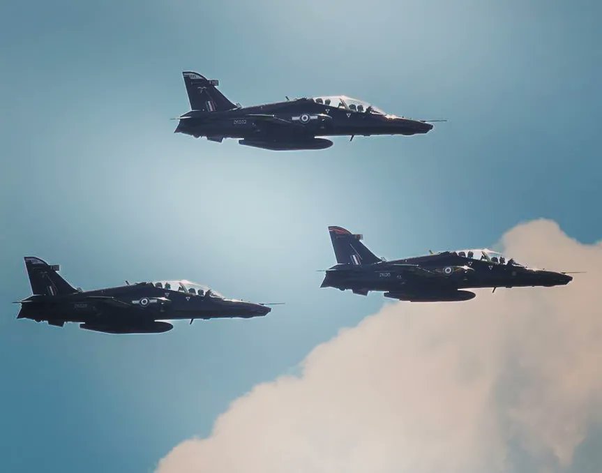 With the Jubilee Weekend now over, how about a quick breather and a look at some more fantastic shots from Mark. Very fortunate to have had some of the aircraft involved in the flypast break overhead on route back to their respective airfields 😍 @RoyalAirForce #JubileeWeekend