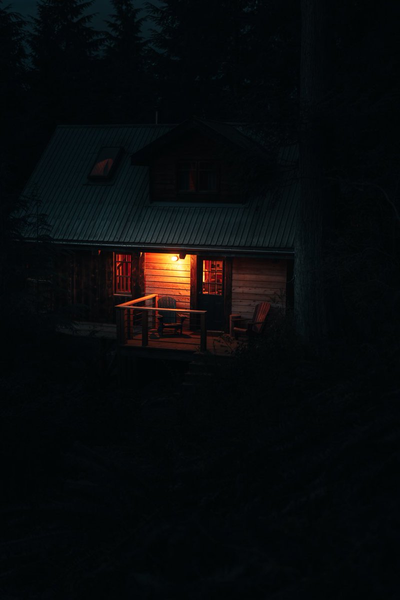 yo_kaeo's tweet photo. Cabin vibes #photography #PhotoOfTheDay #bowenisland #Canada #visitvancouver #visitCanada https://t.co/iqaVytj9QP
