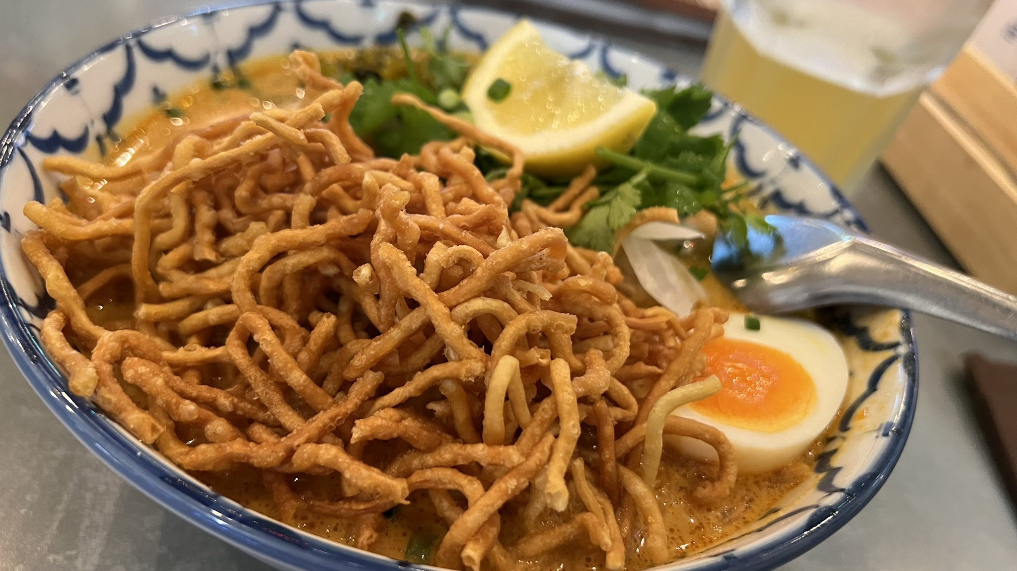 安住 啓太郎 今日の締めは カオソーイ ココナッツカレーヌードルです 揚げ麺の下に 茹で麺あり 白いビールもあります そうです また映画 観てきました 今月は 映画いっぱい観られそうな予感 今回 何を観たかは 思うところあって 気が 安住 啓太郎 今日の締めは カオソーイ ココナッツカレーヌードルです 揚げ麺の下に 茹で麺あり 白いビールもあります そうです また映画 観てきました 今月は 映画いっぱい観られそうな予感 今回 何を観たかは 思うところあって 気が