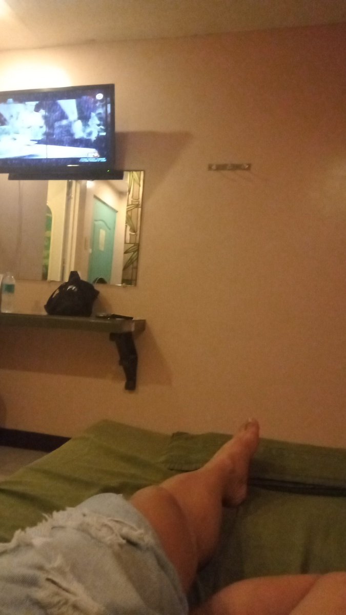 Ritche08389371's tweet photo. Guess hotel now..Tara here!!! https://t.co/n5GQpCnGr2