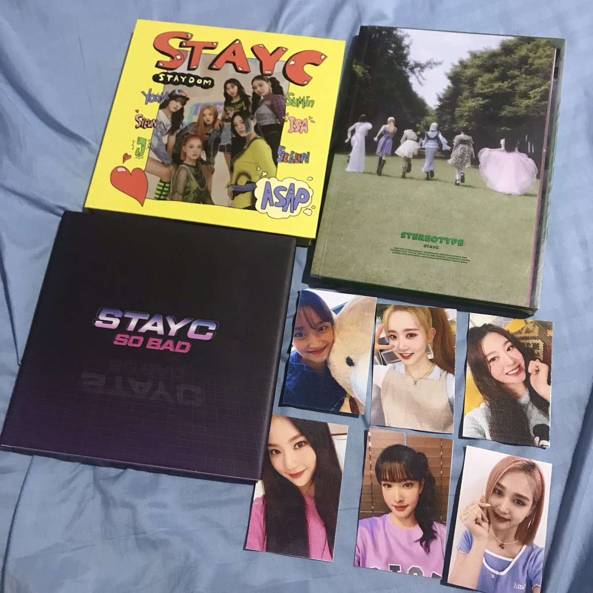 japsyy_'s tweet photo. @SuminHyewonBeat tysm for adopting stayc albums to me 🫶🏼🫶🏼🫶🏼 https://t.co/Xj6y0SVJmO