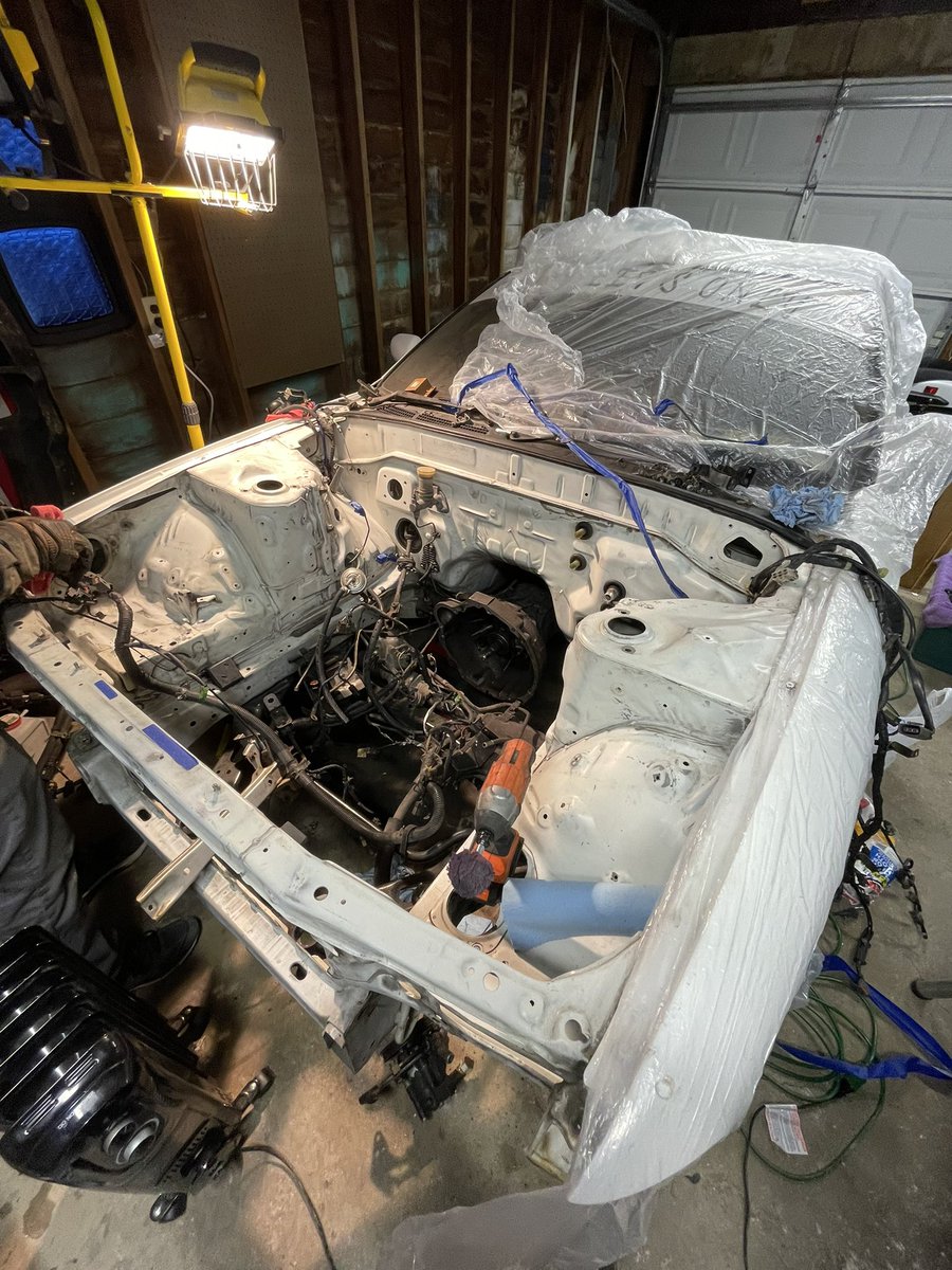 Streets_Only's tweet photo. Some BIG changes to @RavenRacingLLC R32! Follow the page to follow to build!
#r32 #nissan #skyline #skyliner32 #rb20 #rb20det #cxracing #cars #carsoftwitter #carsofnebraska #boosted https://t.co/vvlG4AAbj9