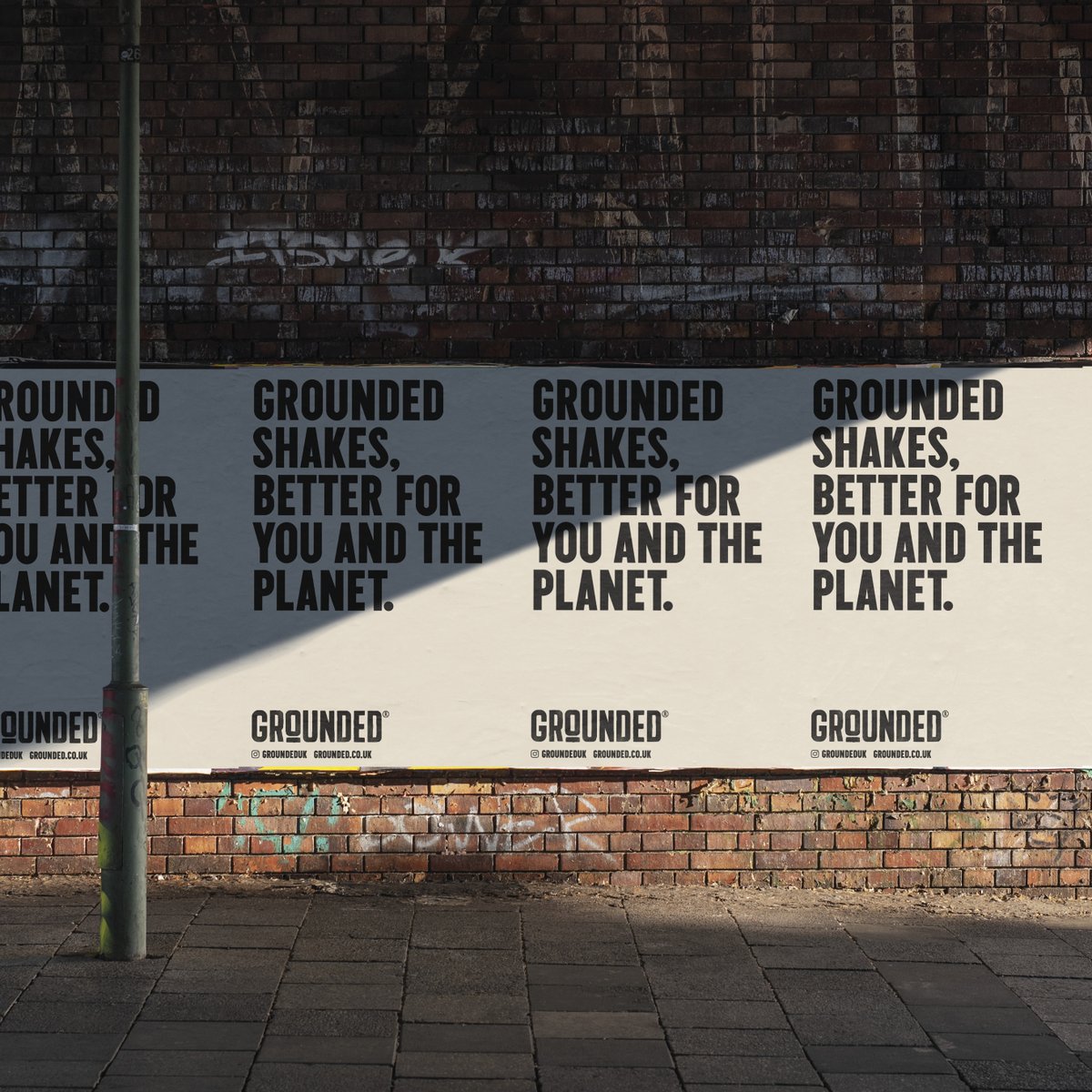 GROUNDEDshakes's tweet photo. And we're telling the truth. 

Our cartons generate 75% less CO2 than glass, and 41% less CO2 than plastic bottles. 🌎

#sustainable #pureplantpower #recyclable https://t.co/vBJpiggOBH