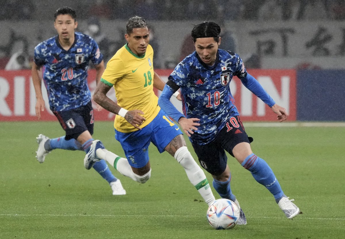 LUFC's tweet photo. 🇧🇷 Raphinha retained his place in Brazil’s Starting XI today, playing 63 minutes of their 1-0 win over Japan https://t.co/u0qvwVS2bC