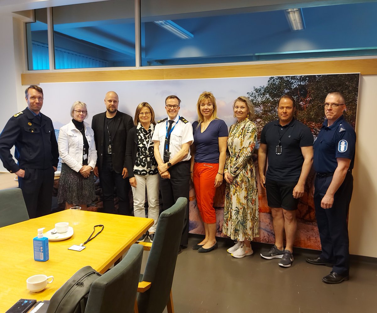 AVItwiittaa's tweet photo. @AVItwiittaa ja @Satapelastus järjestämä #EMMA22 valmiusharjoitus päättyi tänään palautetilaisuuteen. Harjoituksella parannettiin Satakunnan kuntien valmiutta #väestösuojelu ja #yhteistoiminta häiriötilanteessa. Mukanaolijat saivat arvokasta oppia ja harjoitusta (1/3) https://t.co/KE98Ju0EKk