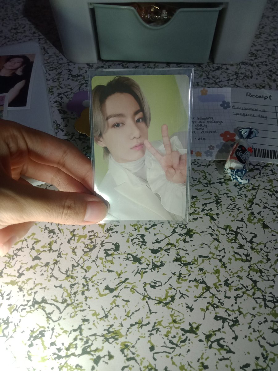 lhsbambi_15's tweet photo. Hiii @lattaekku! Jungkook came home safely. Thank you so much for packing him safely, ang cute ng packaging 😩 also thank you to @jimeocarts for hosting the hatian🤭 stay safe po <3
#ailaproof https://t.co/NcEYxGKmvM