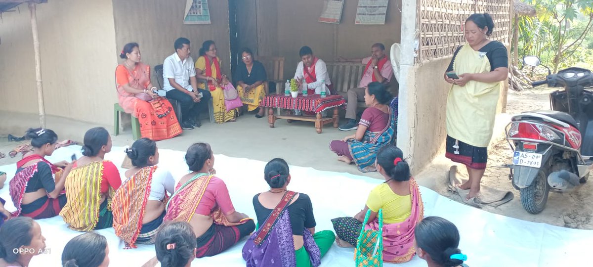pallablochandas's tweet photo. On the concluding day of campaigning for Karbi Anglong Autonomous Council elections, interacted with Nari Shakti of Deopani MAC.

Their enthusiastic response shows the deep trust &amp; respect that our beloved PM Shri @NarendraModi Ji &amp; CM Dr @himantabiswa enjoys among the masses. https://t.co/E2M17Aii2m