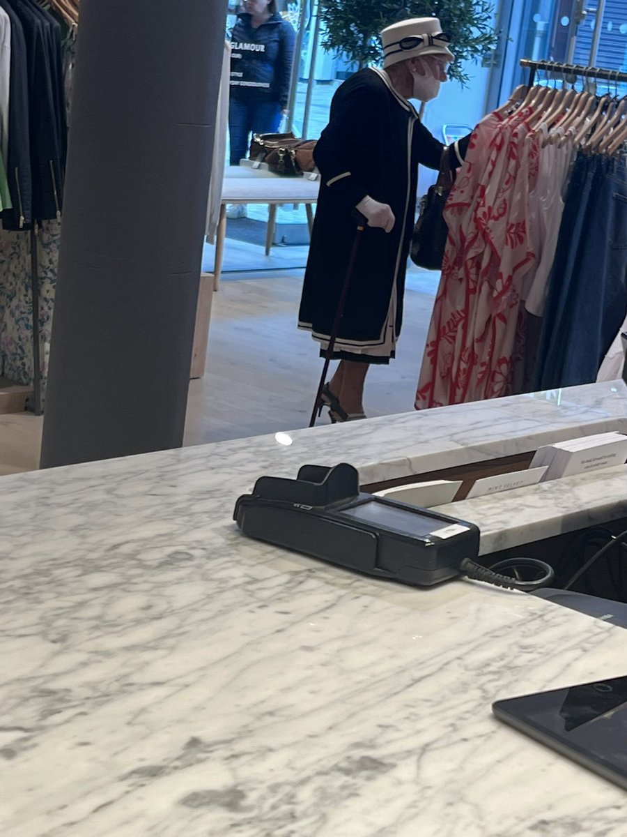 mcmenemy_clair's tweet photo. @WeAreMV_ the jubilee celebrations may be over but it looks like we had a very special visitor in our Belfast store this morning ….. does it remind you of anyone ?!? Maybe HRH 🫅😉😉😉😊 https://t.co/DYYTgLUuYu