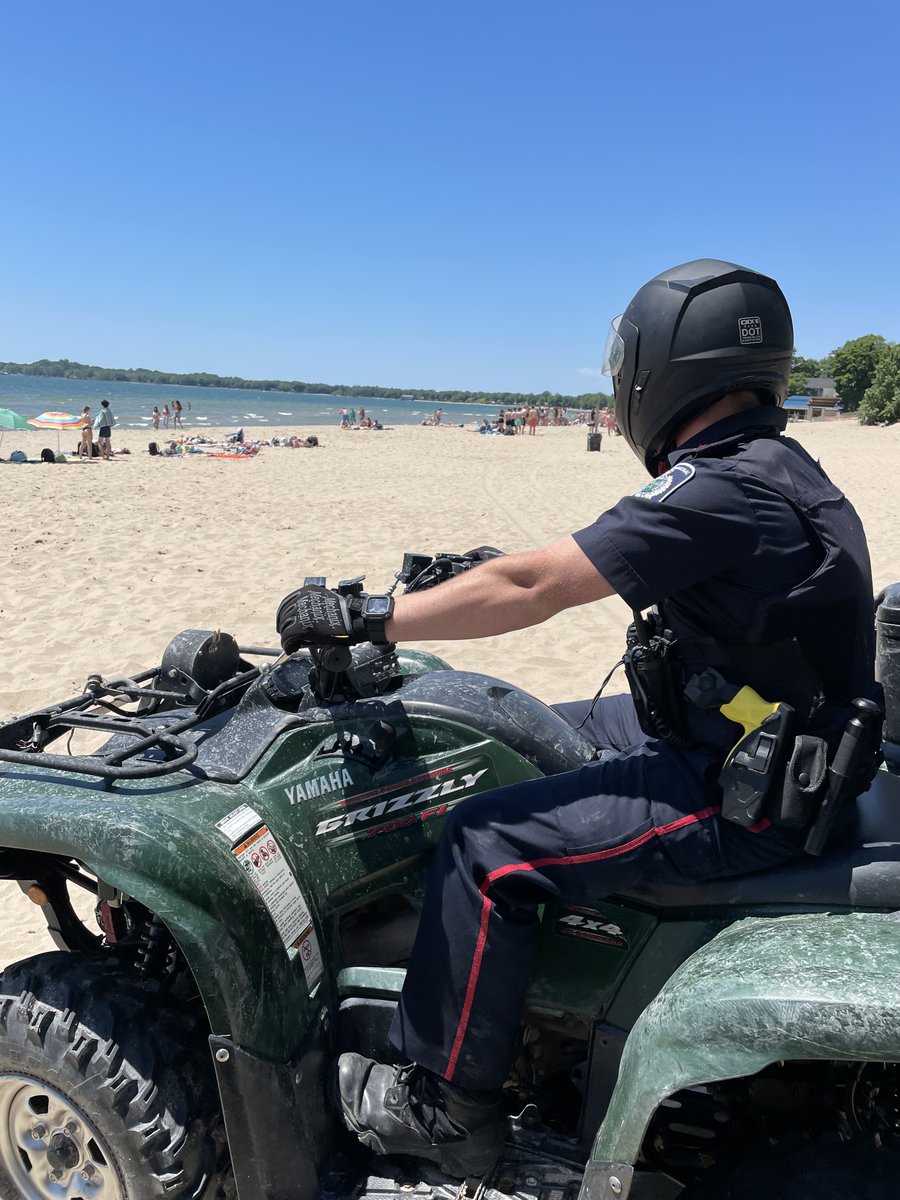 5Nrps's tweet photo. Throughout the weekend @5Nrps members were out patrolling on 'Beach Day' providing extra checks on ATV's. #successfulweekend 

🚨Remember to pay attention to Trespassing &amp; Private Property signs along the beaches @TownOfFortErie 
👮👮‍♀️ https://t.co/Lkou8pnLuw