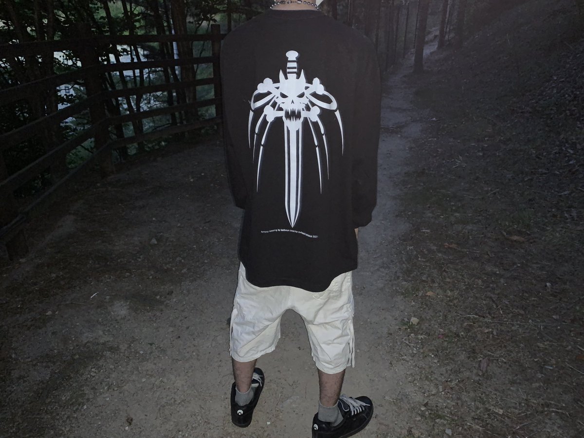 3alien1ape's tweet photo. https://t.co/2w8NeabO3s