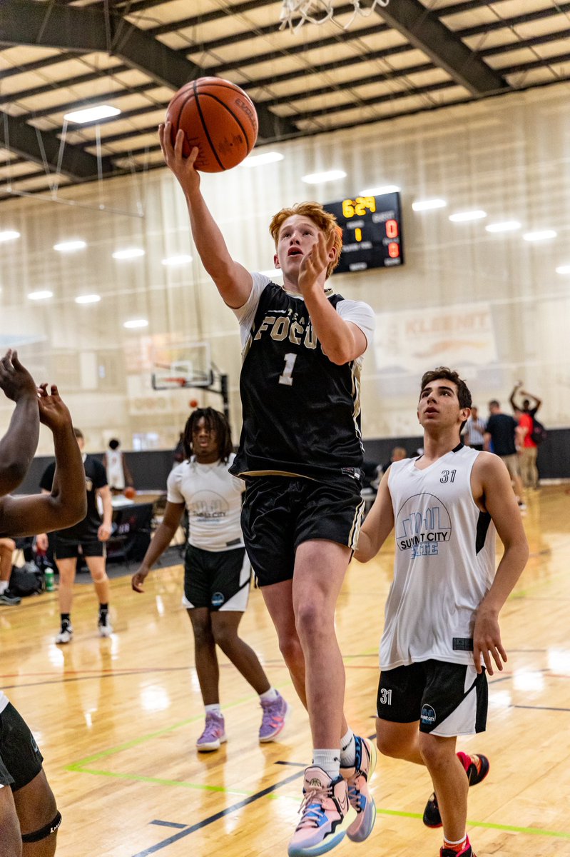 SCE2028Black's tweet image. Gannon Smith (2024 Vance/@OleMissBBB) has raised his basketball IQ and spent the spring leading the team in assists. His court vision continues to improve and his passes have been top notch.

@GannonSmith4 also has a knack for creating &amp;amp; getting to the rim 

@CoachRiikonen