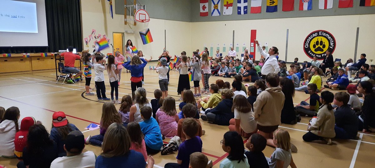 @Mrs.AdamsAVRCE(she/her) (@mrsadam32836385) on Twitter photo Great way to kick off #PrideWeek2022 <a href="/AVRCE_NS/">Annapolis Valley Regional Centre for Education</a> <a href="/GlooscapS/">Glooscap Elementary School</a> thanks for the invite to the assembly, proclamation and flag raising.🏳️🌈👍#inclusionmatters Great way to kick off #PrideWeek2022 <a href="/AVRCE_NS/">Annapolis Valley Regional Centre for Education</a> <a href="/GlooscapS/">Glooscap Elementary School</a> thanks for the invite to the assembly, proclamation and flag raising.🏳️🌈👍#inclusionmatters
